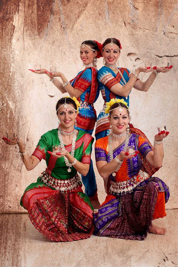 Школа-Студия индийского танца "Девадасси"